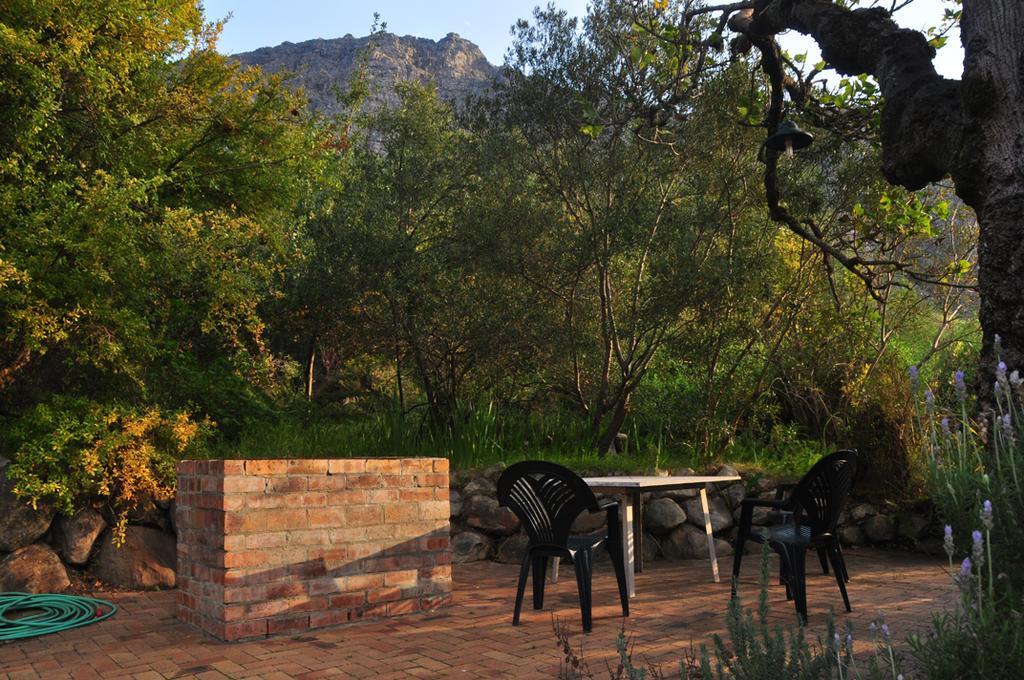 Ferienhaus Kierie Kwaak Self Catering Stellenbosch