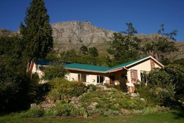 Ferienhaus Kierie Kwaak Self Catering *